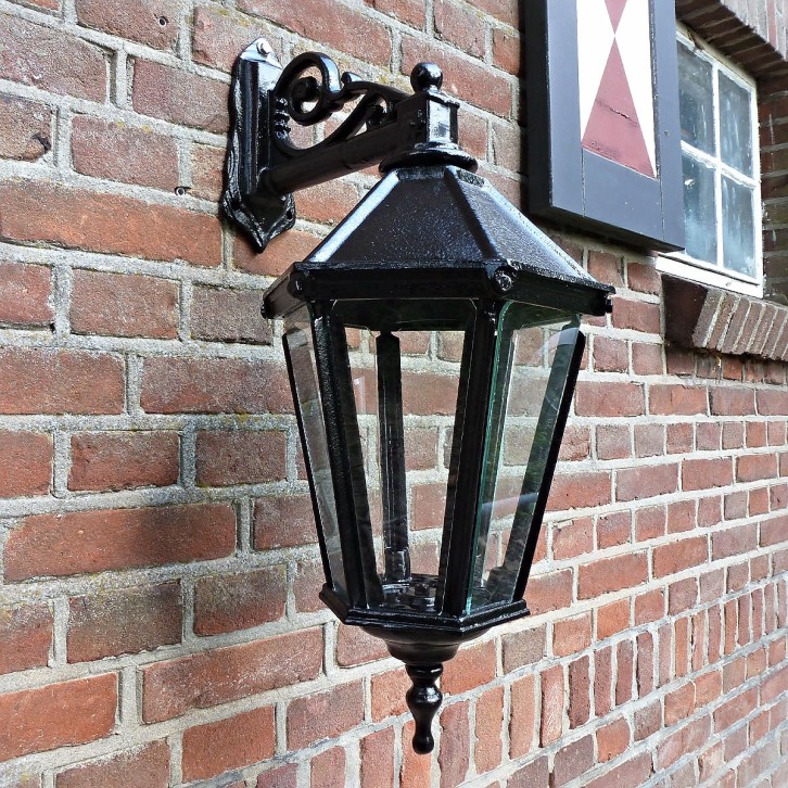 E236. Lige arm beslag lille + 6-sidet hoved lille. 64 cm